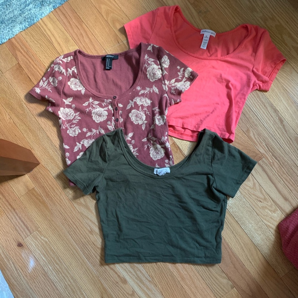 Crop top bundle!!!
